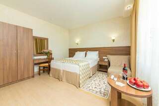 Гостиница «Вилладжио» Анапа Двухместный номер с 1 кроватью или 2 отдельными кроватями-4